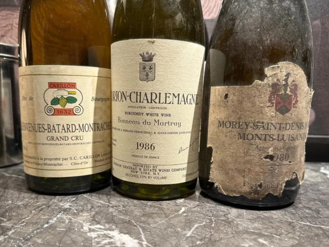 Another superb evening at the @ami.hongkong restaurant to taste the following:

1. Three whites from the 1980s with Bonneau du martray 1986 winning the day.
2. A very rare opportunity to try the 1988 Mugnier Musigny alongside the Vieilles Vignes cuvee made that year. Slightly to my surprise it was a big step up.
3. The Pousse d’Or 1988 was very youthful, but the star of the vintage was Ponsot’s Clos St Denis.
4. But closely challenged by this gem.
5. The controversial 1983 vintage / on this occasion played five (Ponsot Clos de la Roche also tasted), won five!
6. Interesting results from 1985 with the two Cote de Beaune wines preferred.
7. Alas, corked.
8. And to finish, three decent wines from 1989.